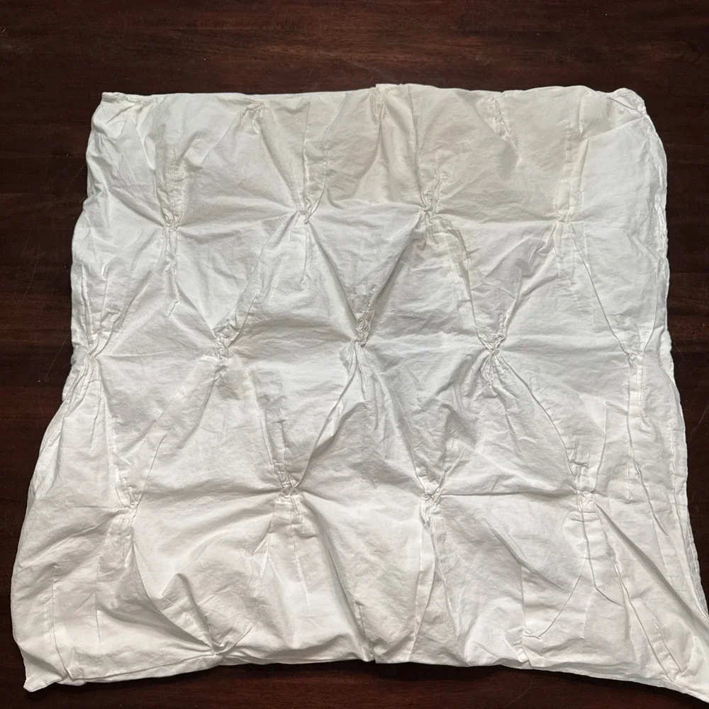 West Elm Pillow Sham EURO Size Pintuck Off White Ivory Organic Cotton Pleated